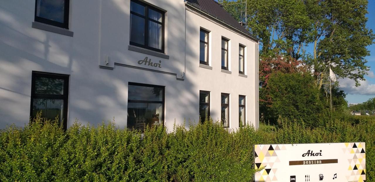 Bed and Breakfast Ahoi Wesselburenerkoog Экстерьер фото