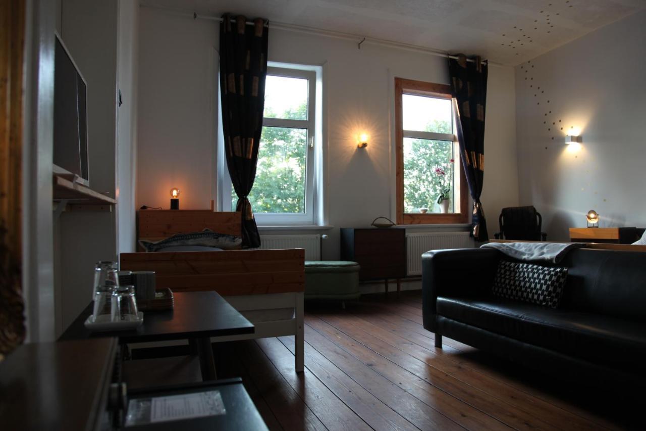 Bed and Breakfast Ahoi Wesselburenerkoog Экстерьер фото